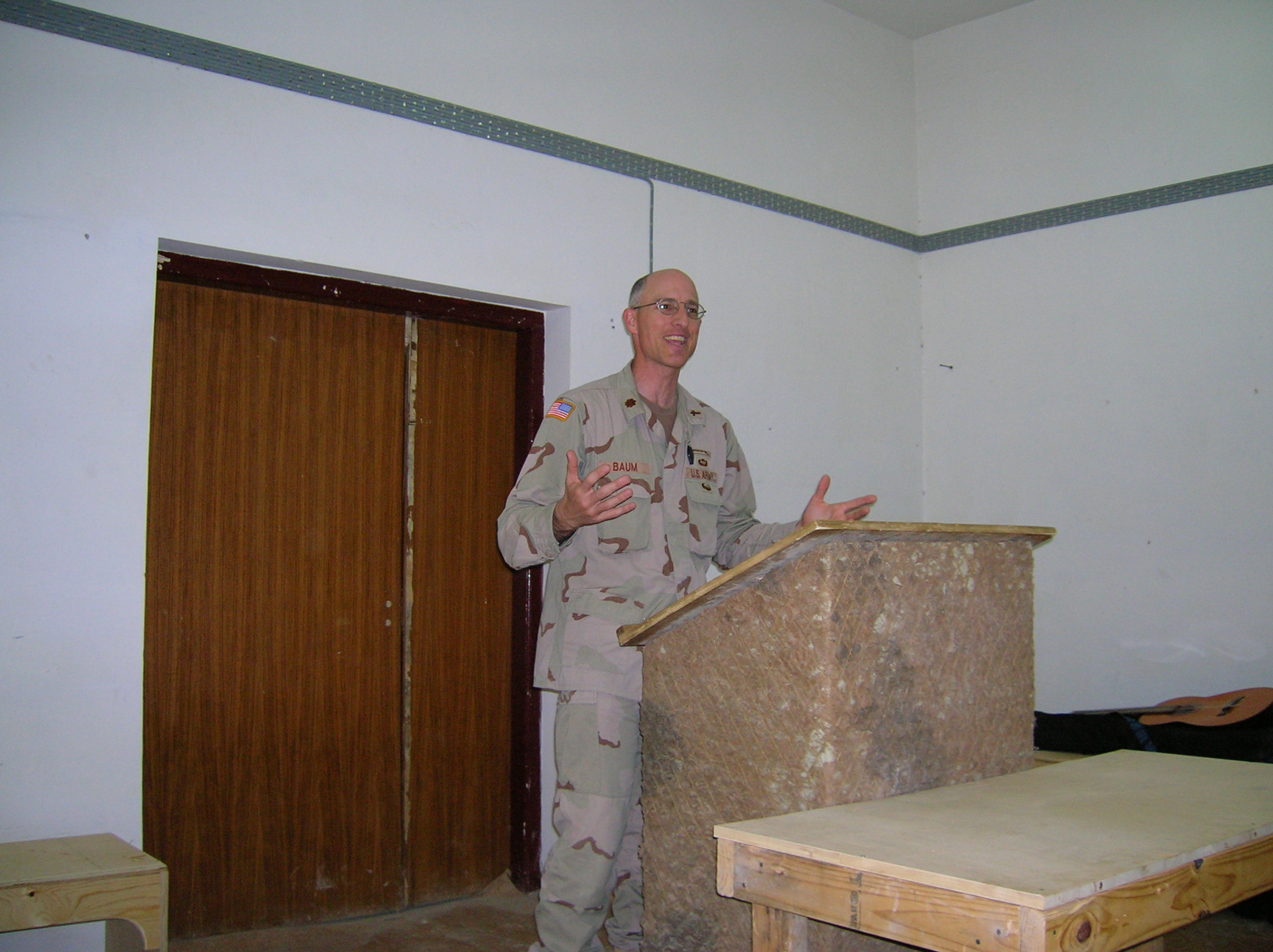 CH (MAJ) D. S. Baum Preaching FOB C 19 March 06 (2).jpg