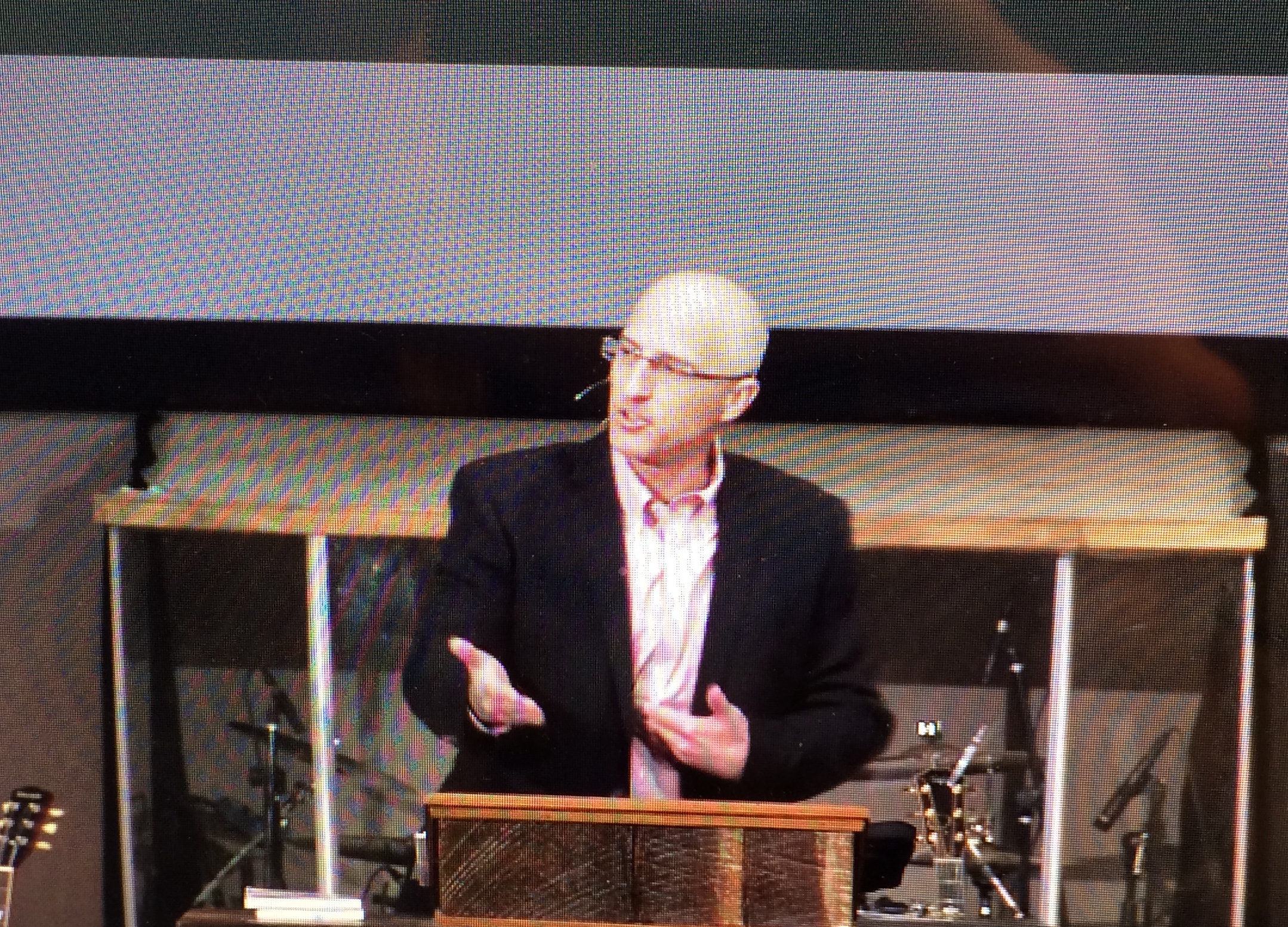 David preaching Crosspointe 2 2 14.jpeg